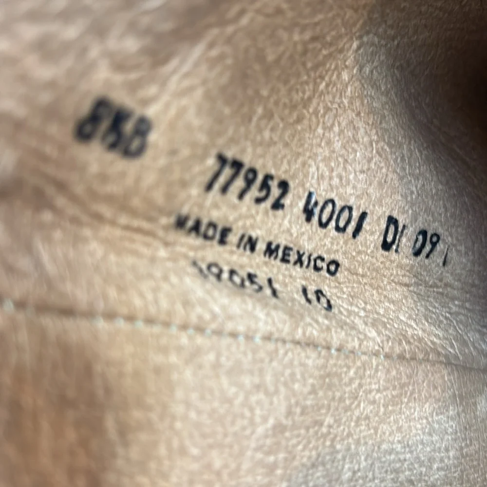 Frye Harness Boots Size 8 1/2 - Picture 4 of 4